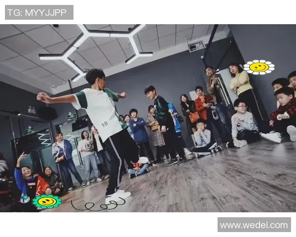 街舞热潮:深入解析北京街舞队员的独特才华与个人风格 街舞热潮:深入解析北京街舞队员的独特才华与个人风格